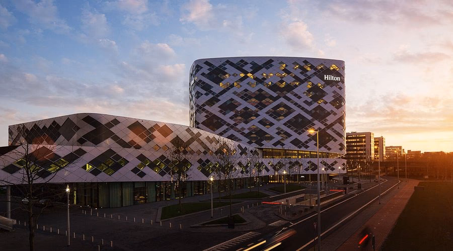 How long is the train from Schiphol Airport to Amsterdam Zuid?