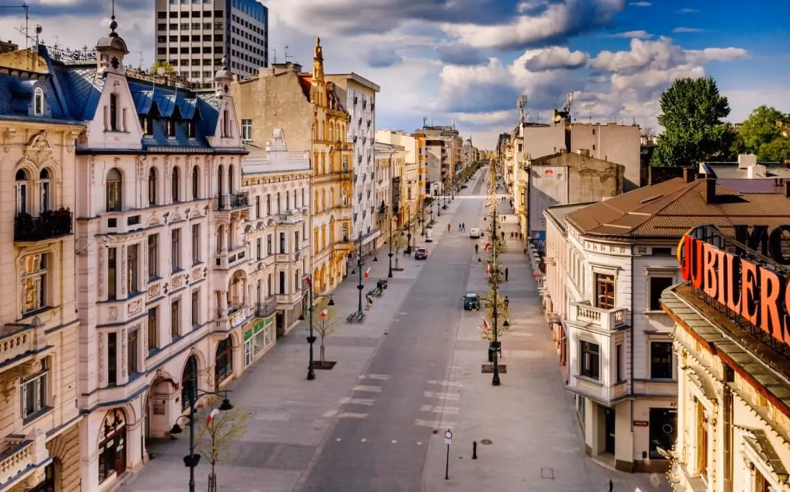 Is Lodz a day trip from Warsaw?