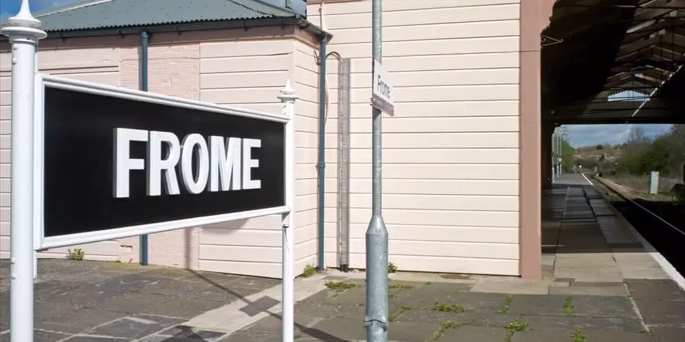 How far is Westbury station from Frome from Rome2rio?