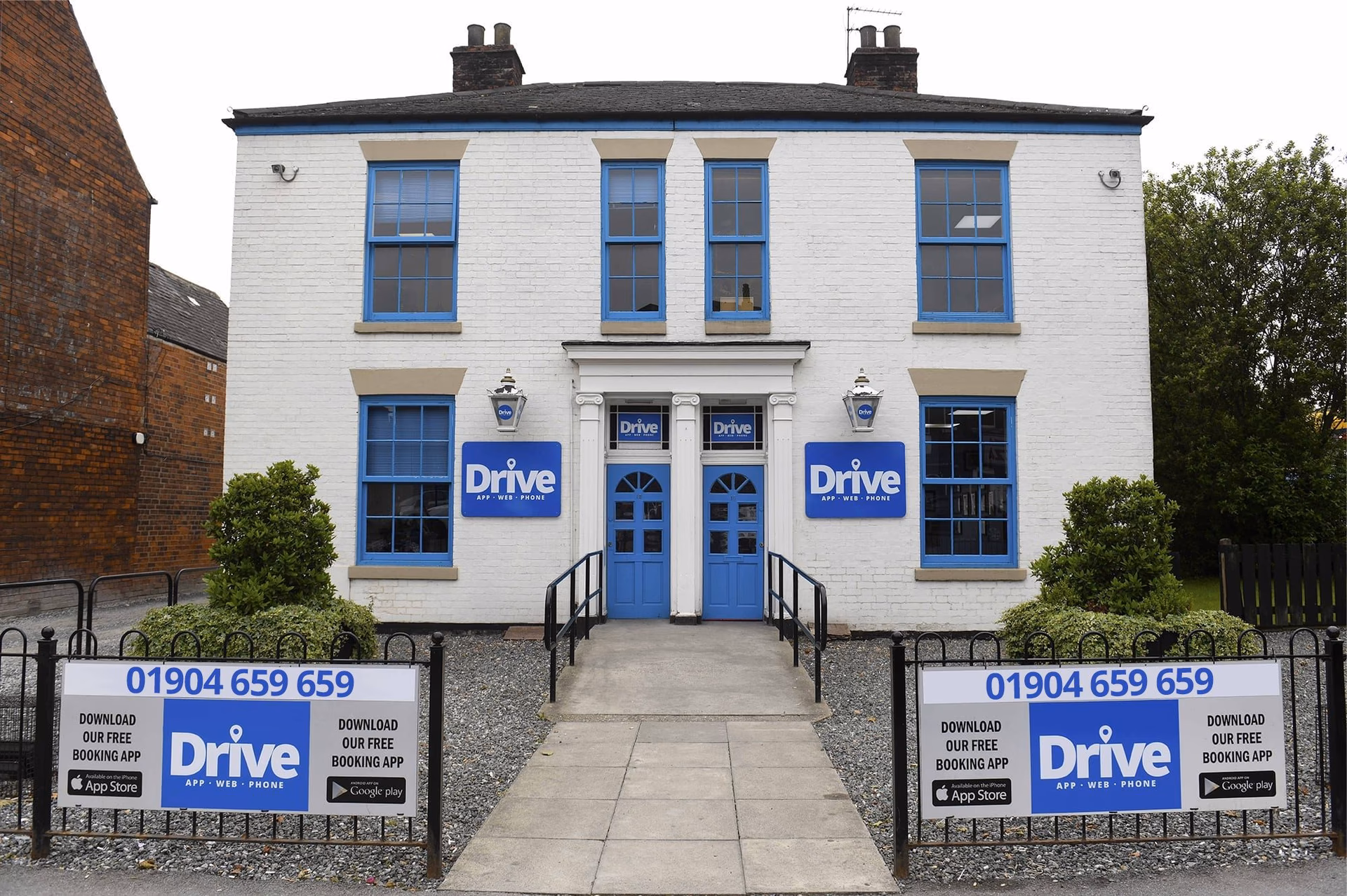 Why are taxi fares different in York?