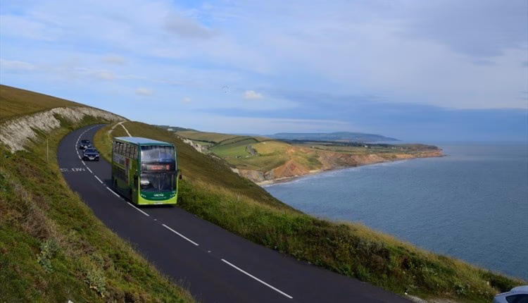 How do I get to Fort Victoria from Yarmouth?