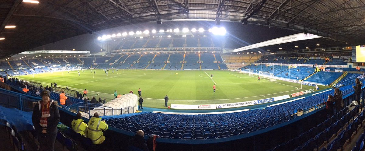 Is there a bus from Leeds to Elland Road?