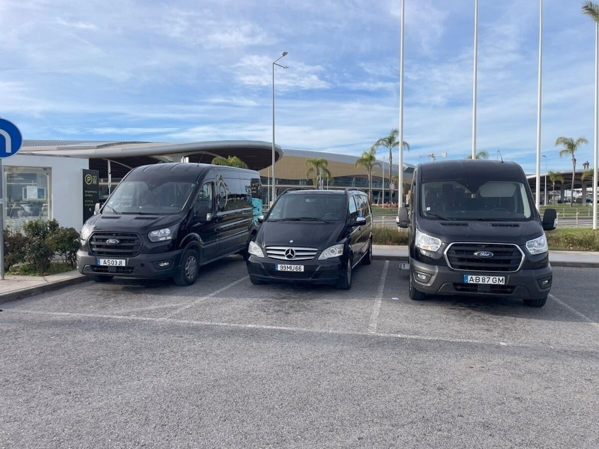 How much is a bus from Lagos to Albufeira?