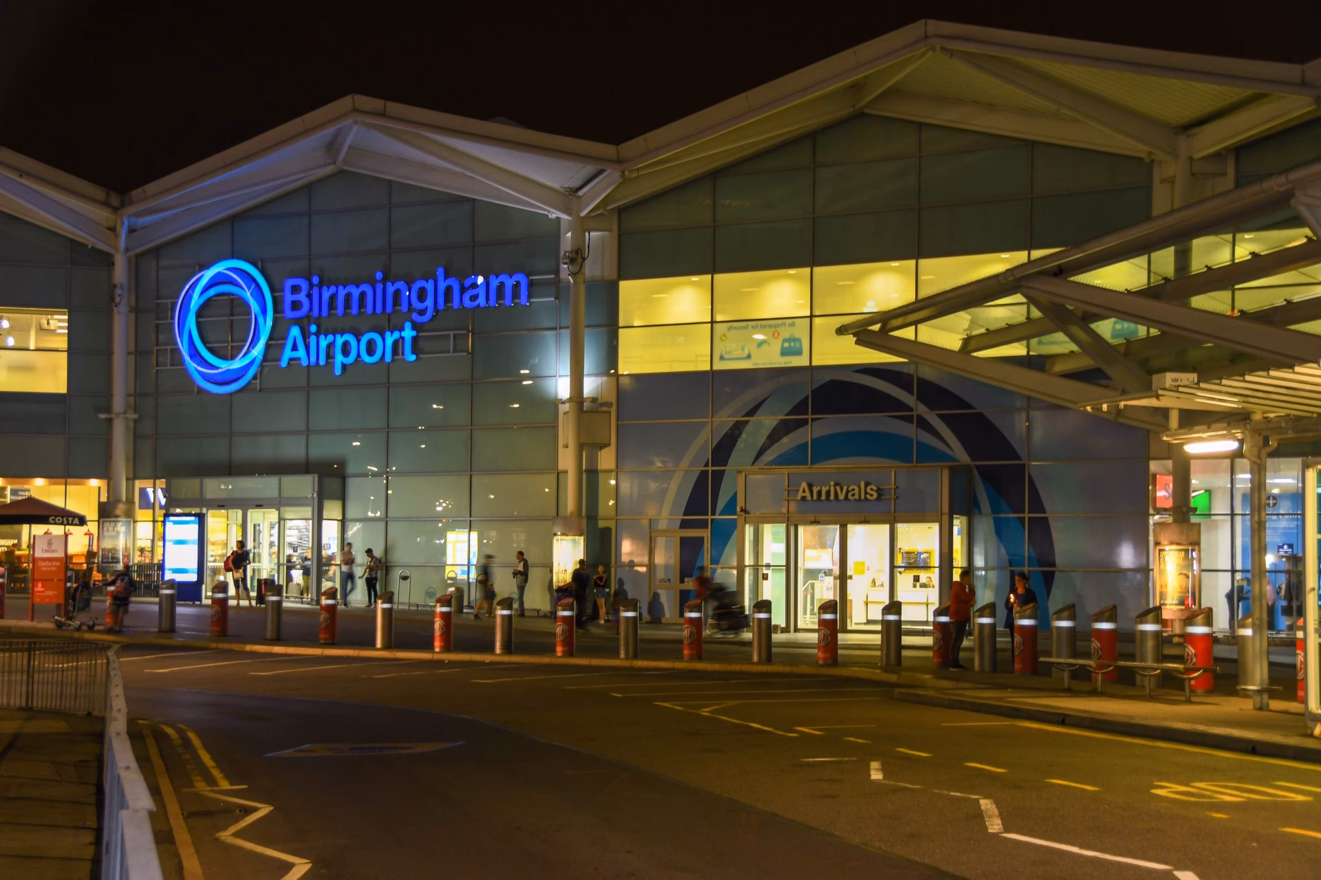 Is there a bus from Birmingham Airport (BHX) to Oxford?
