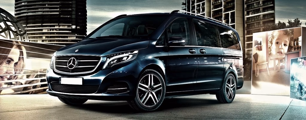 Is there a bus from Blankenberge to Bruges?