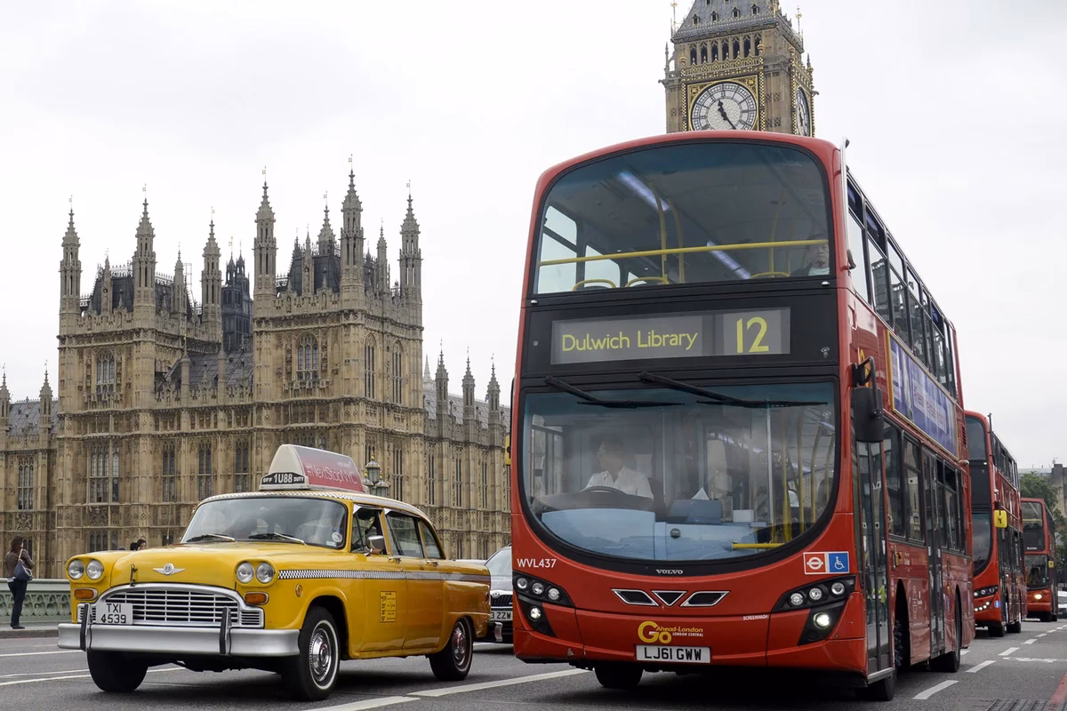 How to get from Paddington station to British Library?