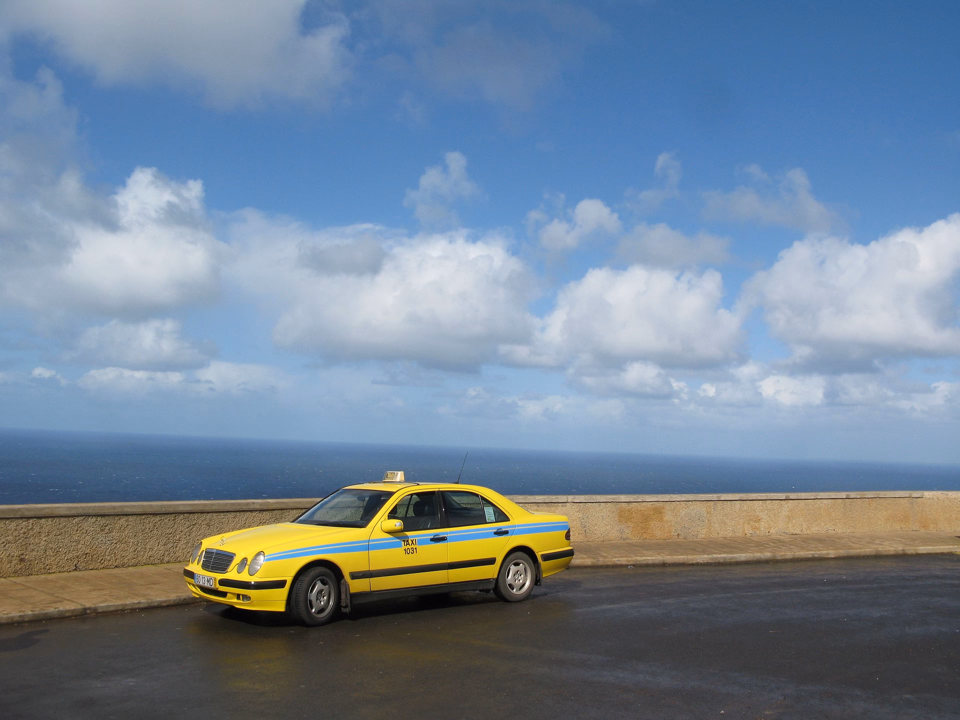 How to get from Estrela da Calheta to Funchal - Avenida do Mar?