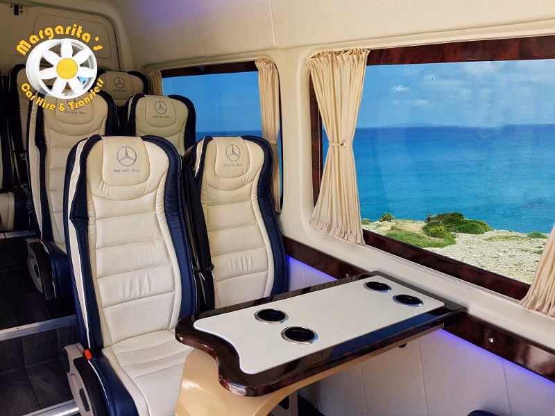 Does San Stefano travel charge a waiting/luggage charge?