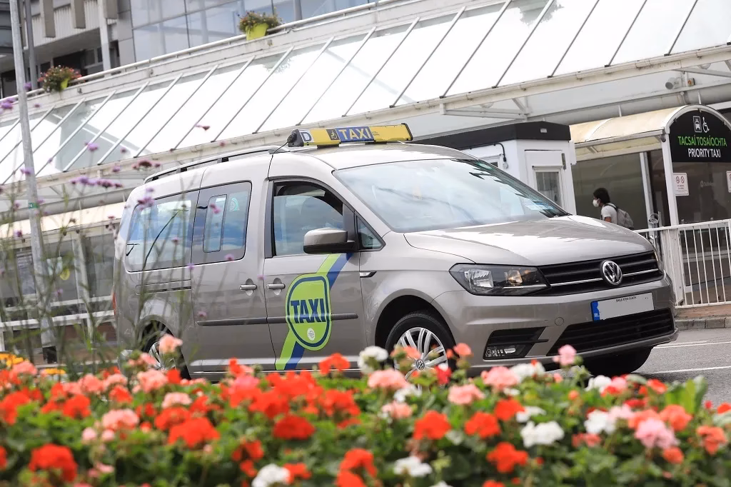 Which bus goes to Talbot Street in Dublin?