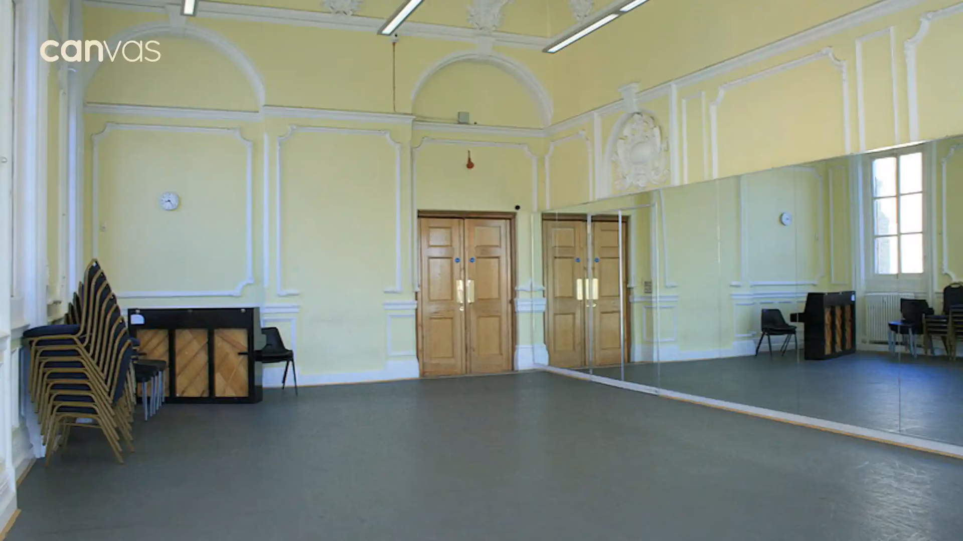 Is there a bus from Euston station to Alexandra Grove?