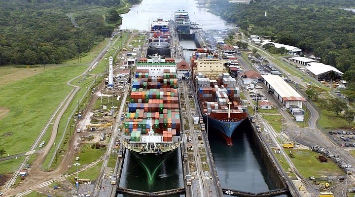 How to get from Fuerte Amador to Panama City Airport?