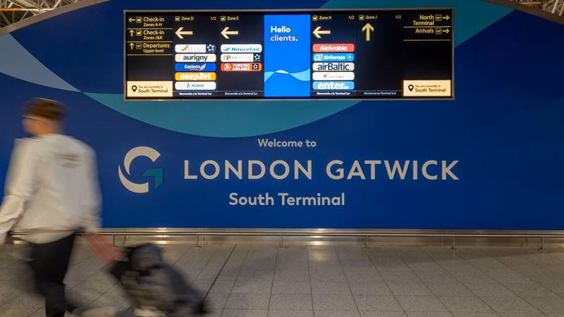Does G4S offer a bus service from Gatwick Airport to Brook House?