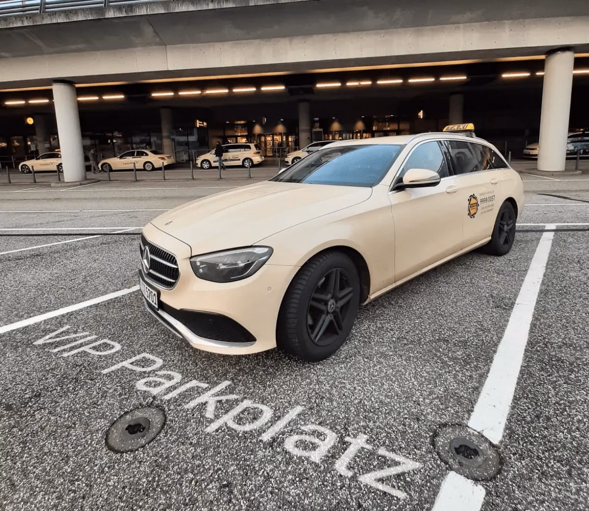 What is Hamburg Airport Transfers?