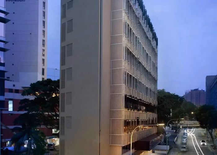 Is there a direct train from SMU to Little India?