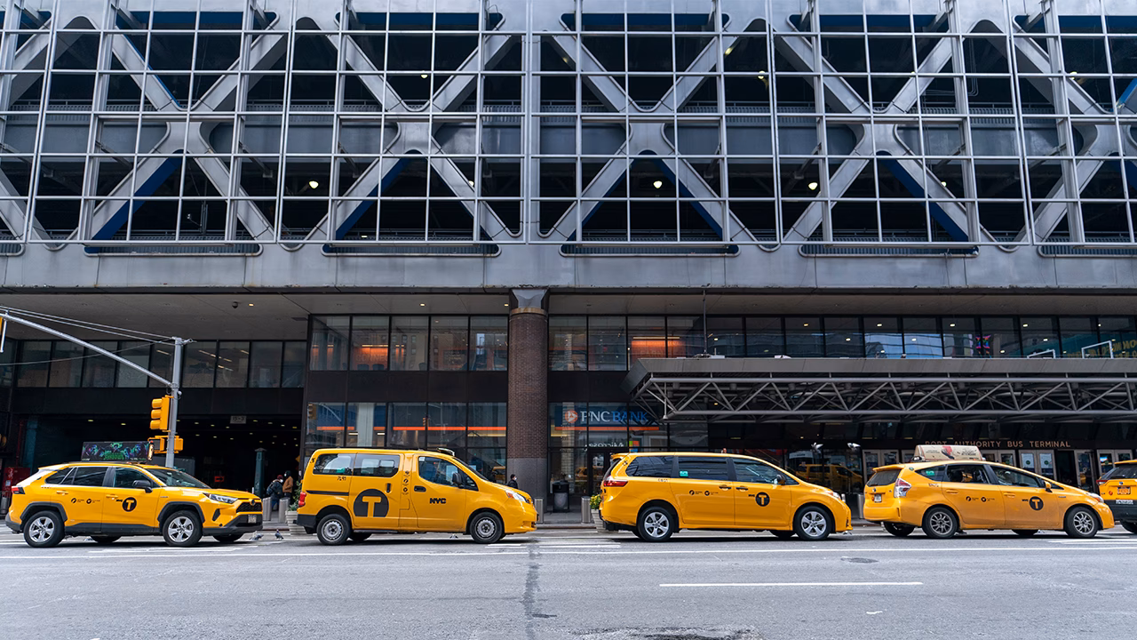 How to get from Port Authority to JFK Airport?