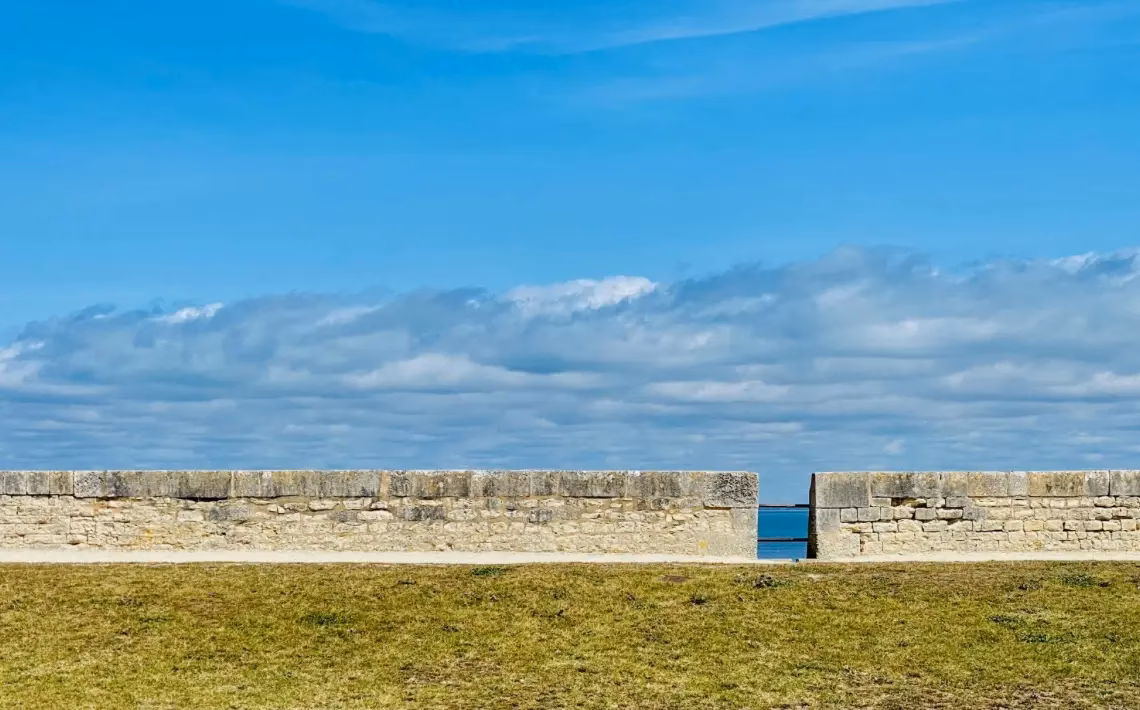 How to get from La Rochelle to Saint-Martin-de-Ré?