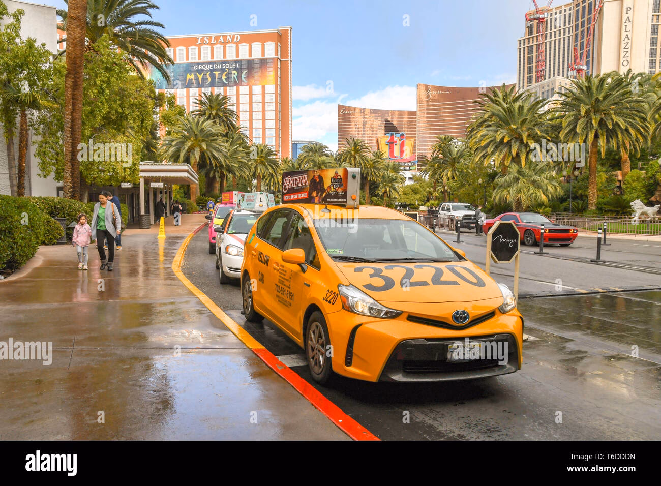 Are taxis available in Las Vegas?
