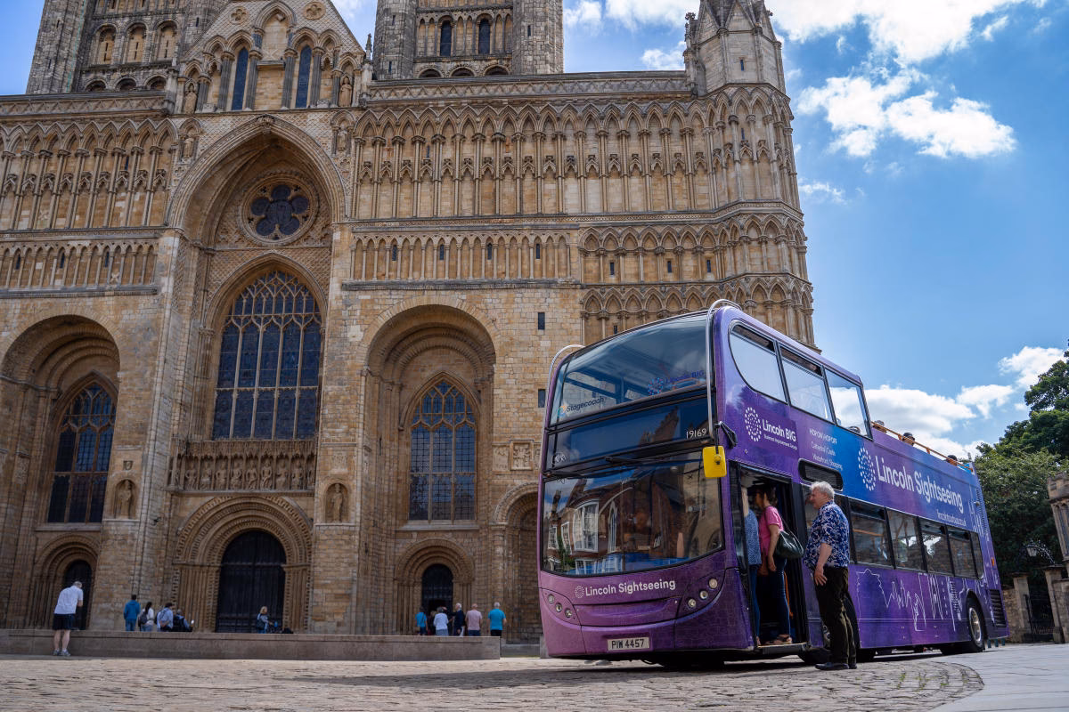 Is the Lincolnshire Wolds Railway open to the public?