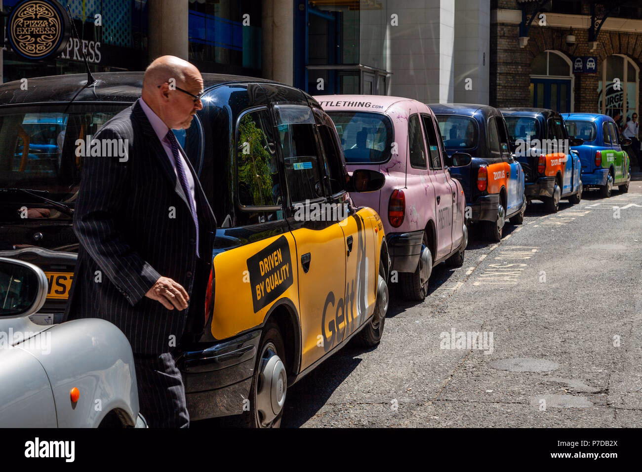 How far is Marylebone from Fenchurch Street?