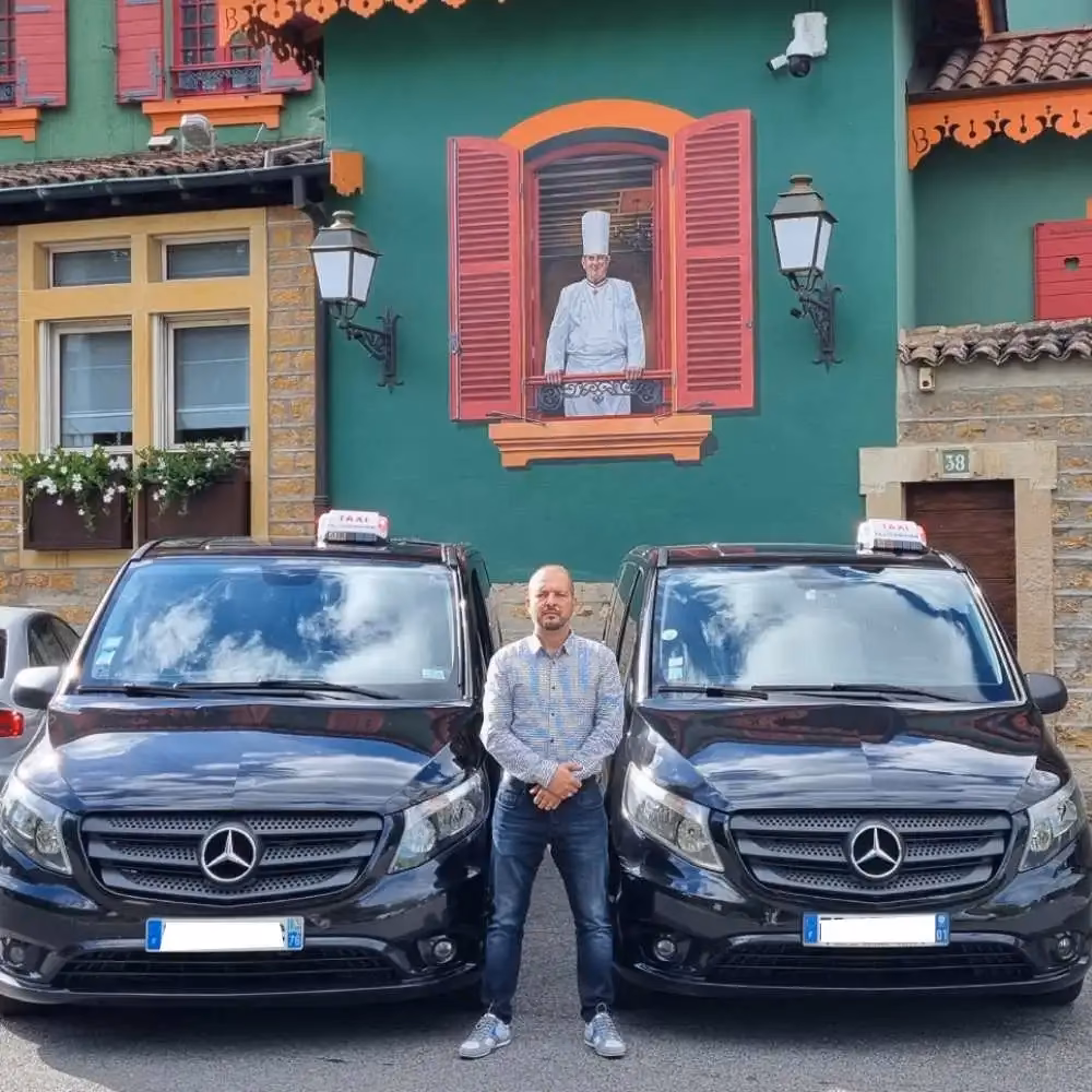 How much is a bus from Lyon Saint-Exupéry Airport to Grenoble?