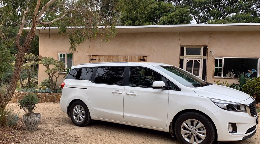 How to get from Melbourne to Mornington Peninsula without a car?