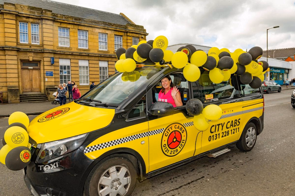 How to get to Mortonhall caravan park in Edinburgh?