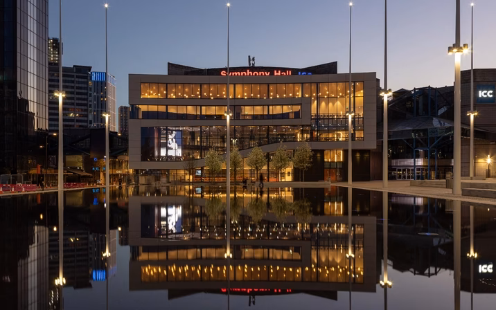 How to get from Birmingham to Symphony Hall without a car?