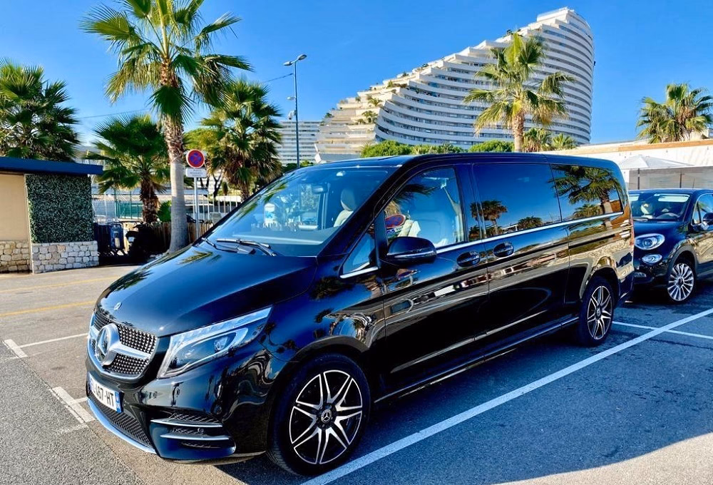 How do I book a taxi from or to Nice Airport?