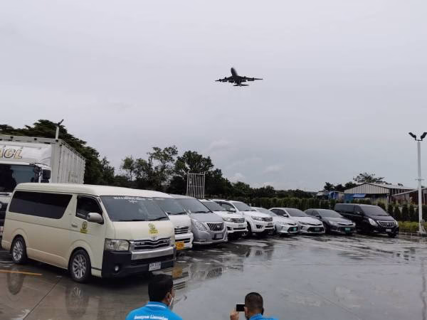 How far is Pattaya from Don Muang Airport (DMK)?