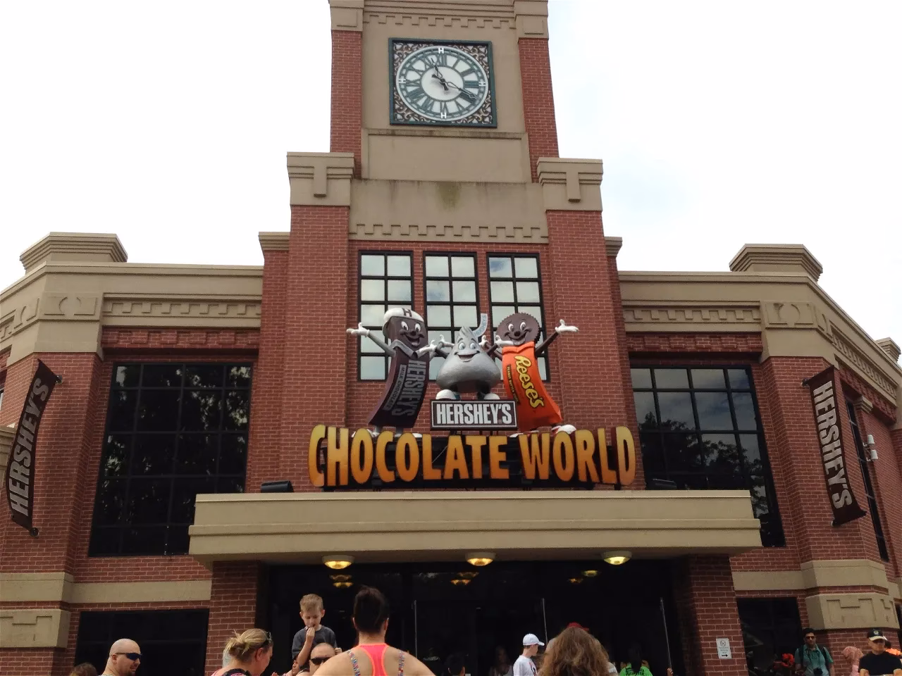 Do you need a wheelchair to ride Hershey's Chocolate Tour?
