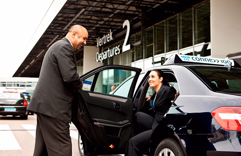 Are Schiphol travel taxis a good choice?