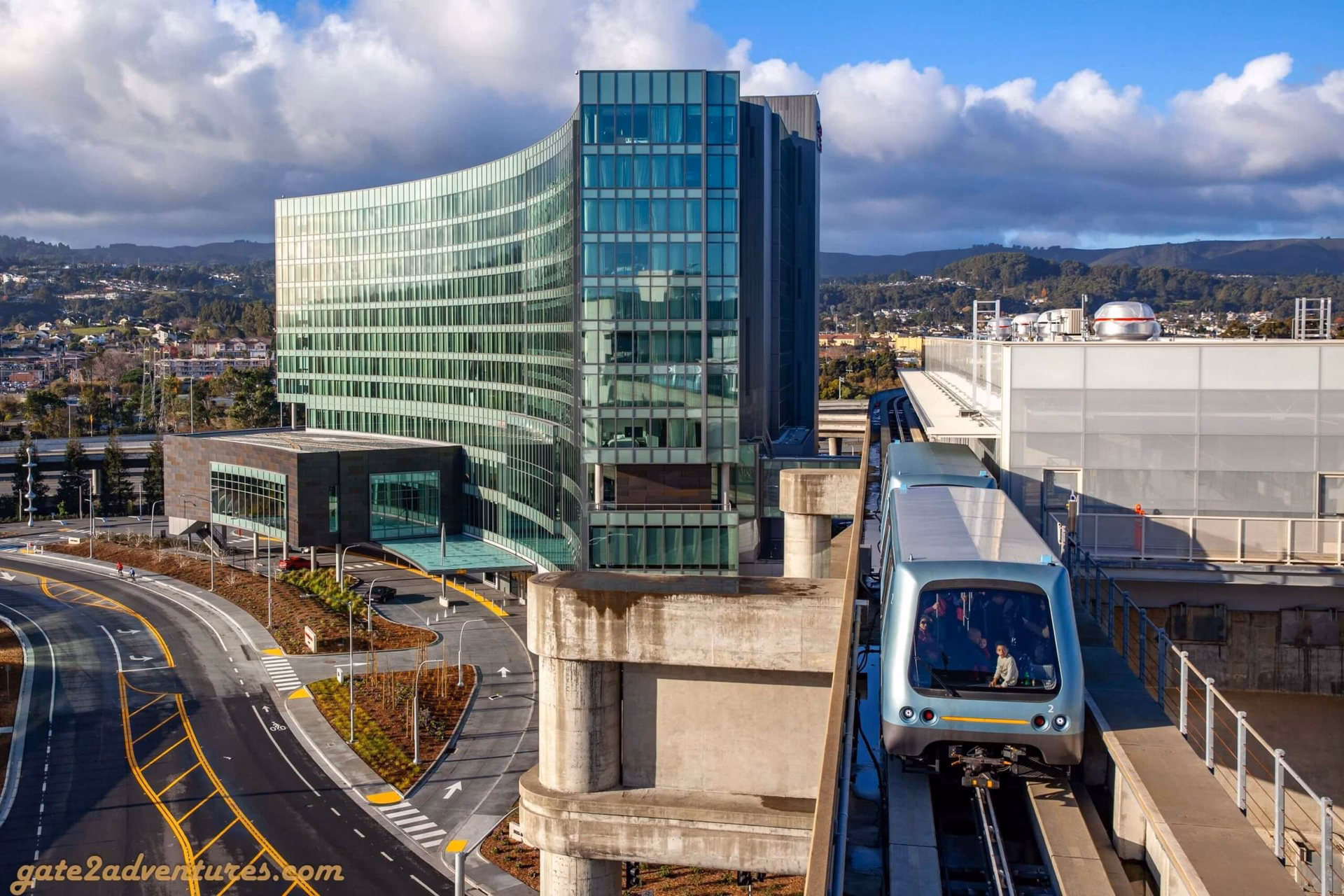 Does Grand Hyatt at SFO have an airport shuttle?