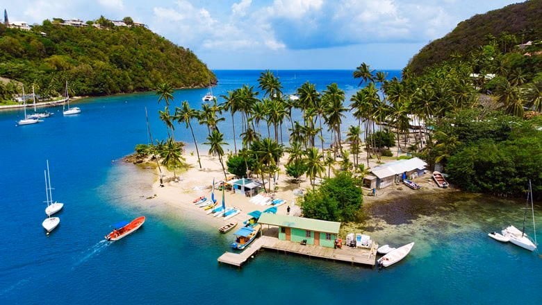 Does zoetry Marigot Bay St Lucia offer airport transportation?