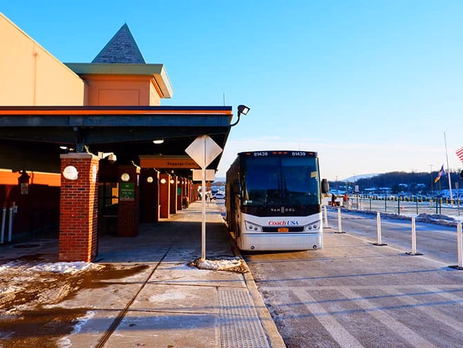 How to get from Stewart Airport to New York City?