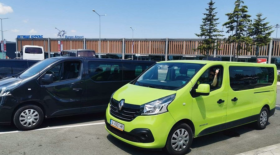 Can you get a taxi from Burgas to Sunny Beach?