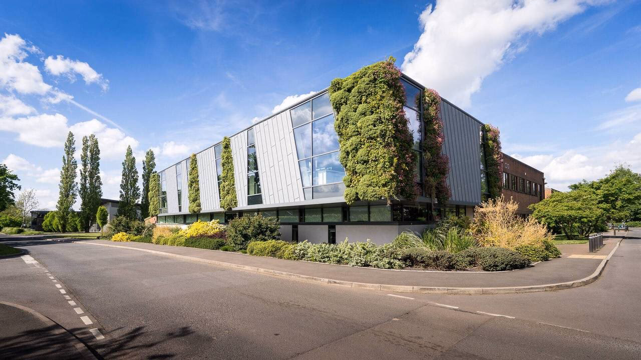 Does Harper Adams have a bus service?