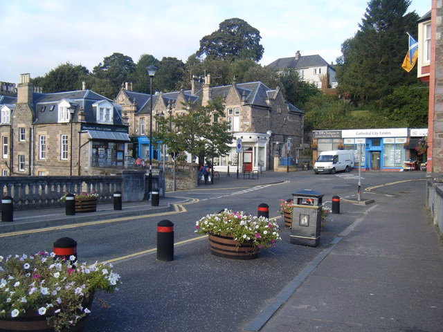 Where should I stay at Dunblane Hydro?