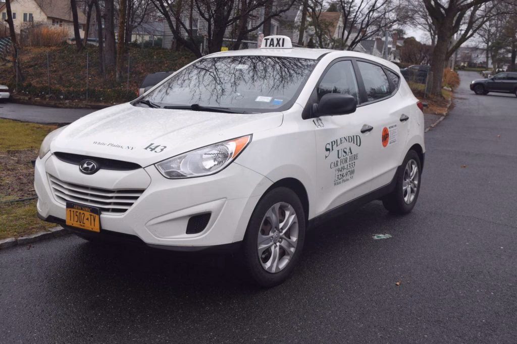 Who is Westchester County Airport taxi service?