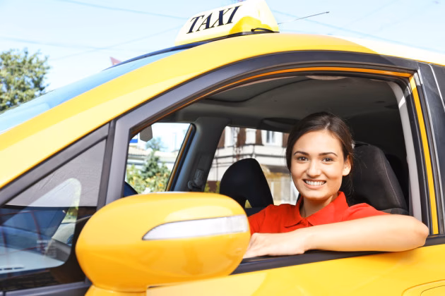 Does audiocabs (Glastonbury) offer a taxi service?