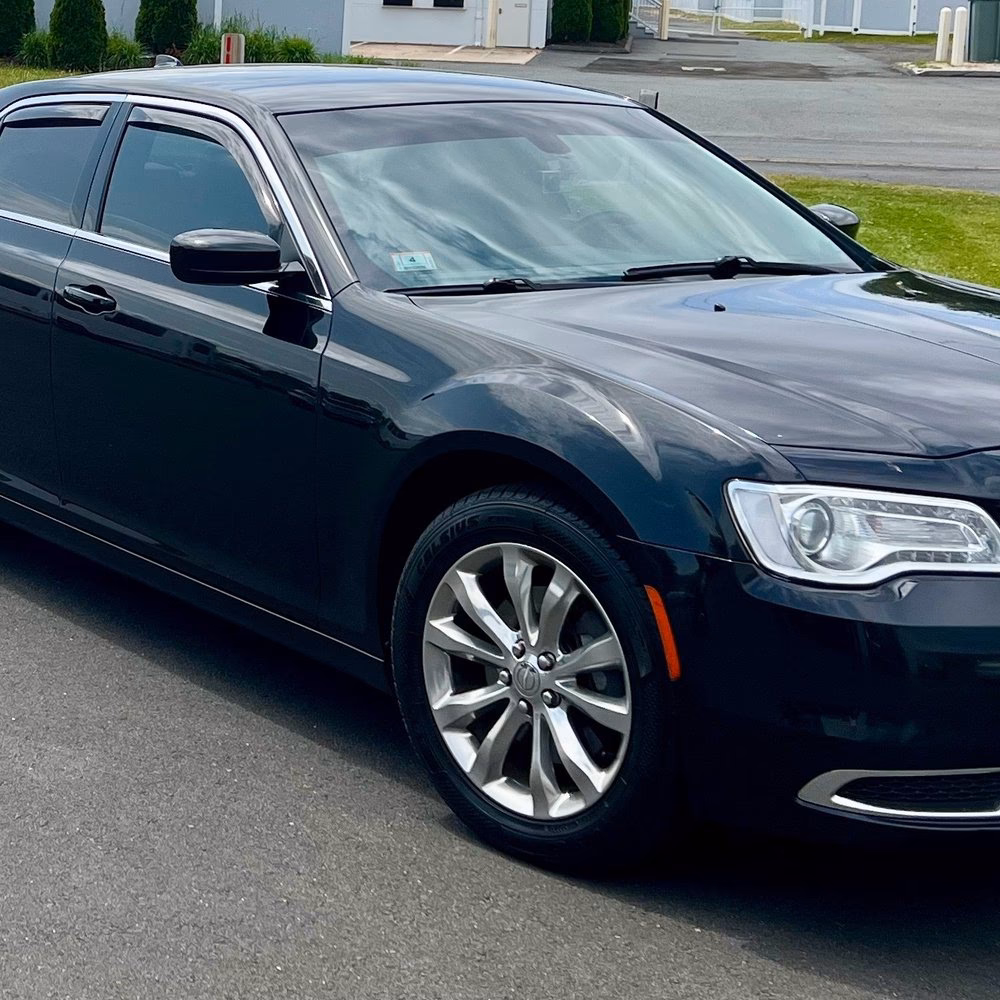 Who are Glastonbury taxi services?