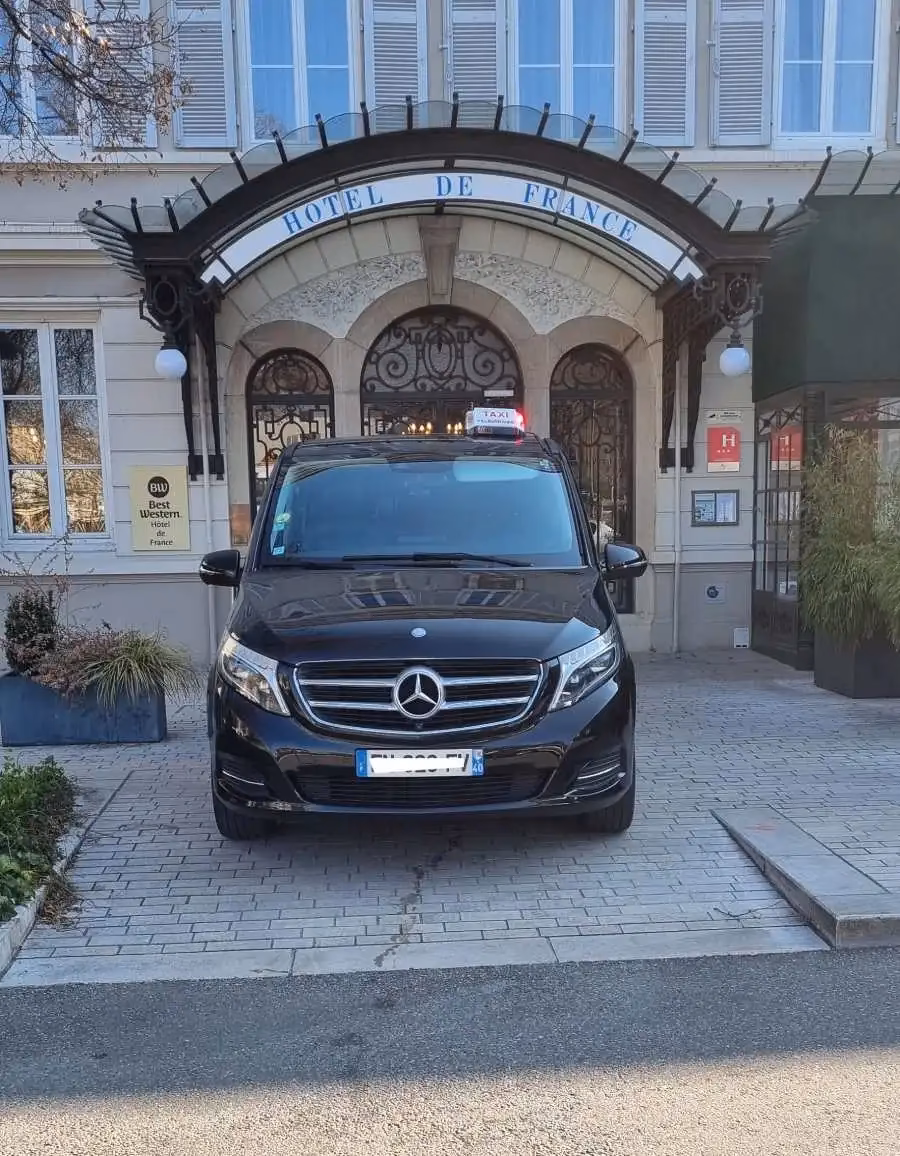 Comment se rendre de Lyon St-Exupéry à Grenoble ?