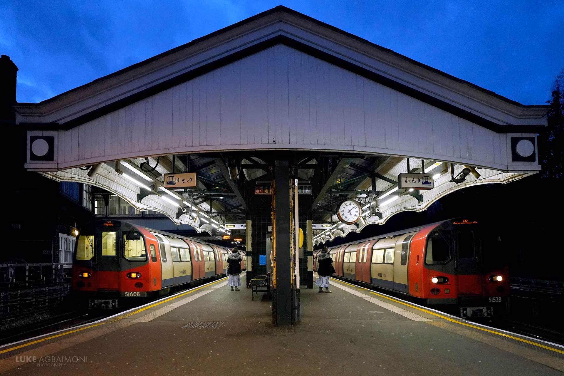 How do I get from Hendon to central London?