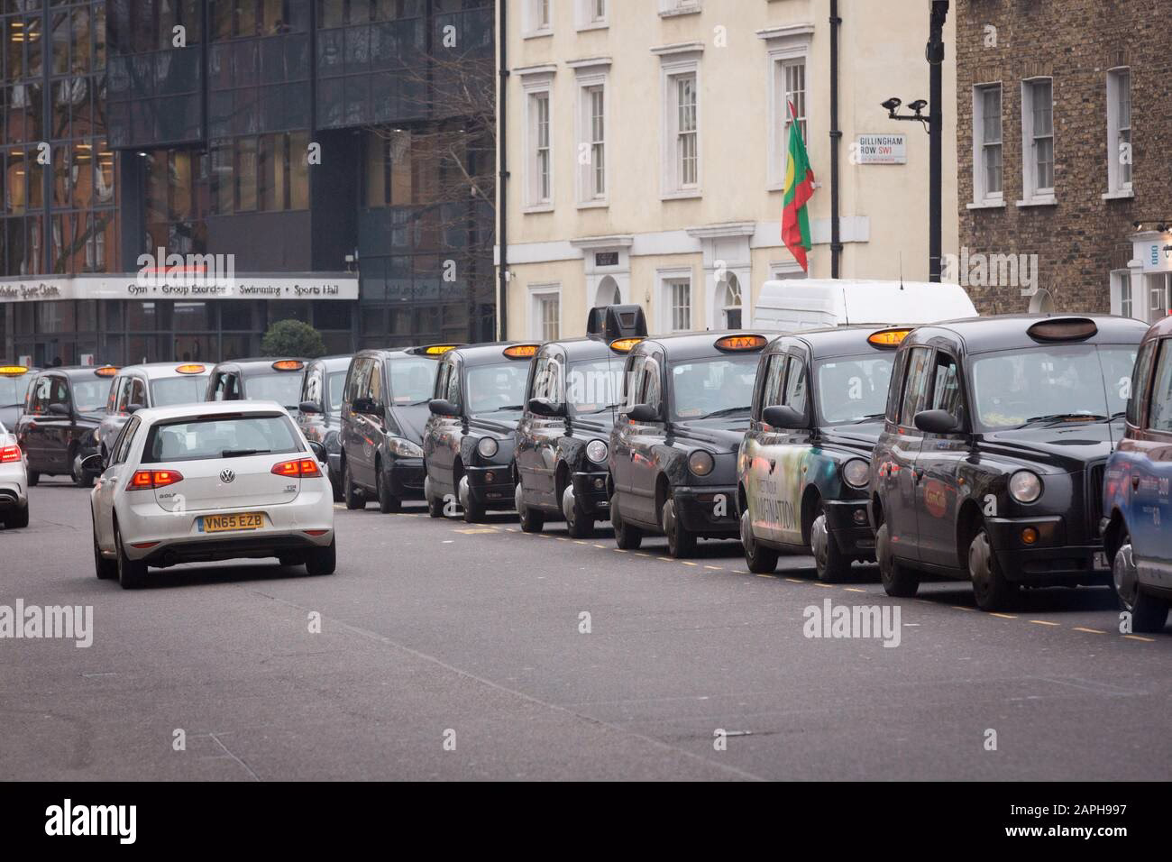 How do I get to Victoria from London?