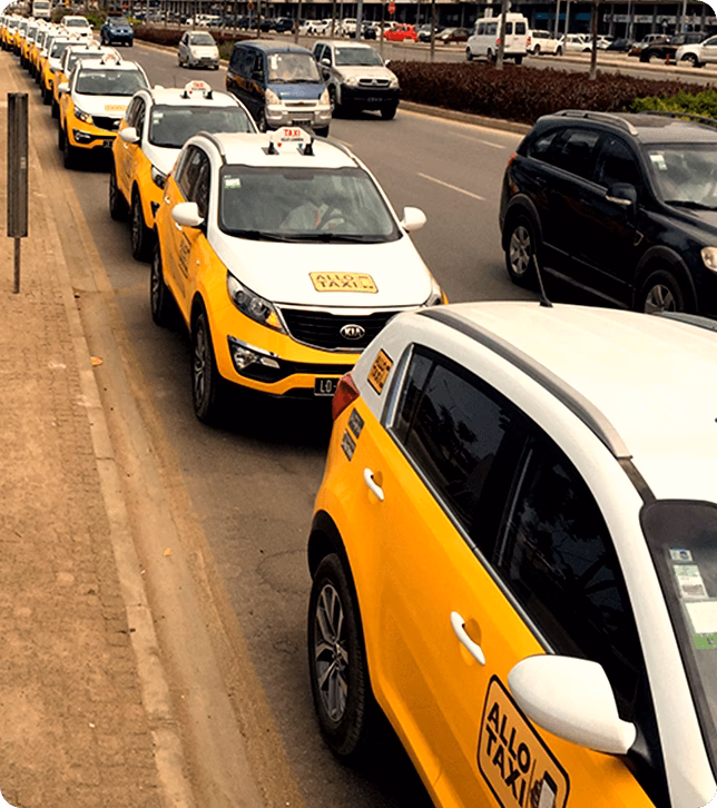 Which taxi service in Luanda?