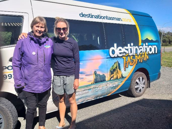 How to get from Motueka to Kaiteriteri?