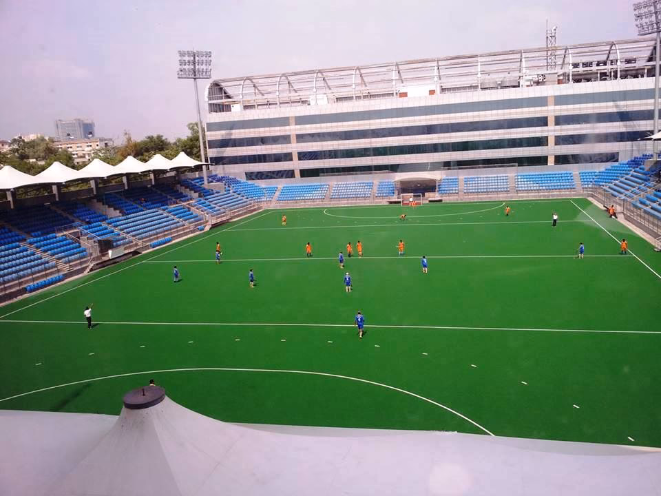 How to get from IGI Airport to Shivaji Stadium?