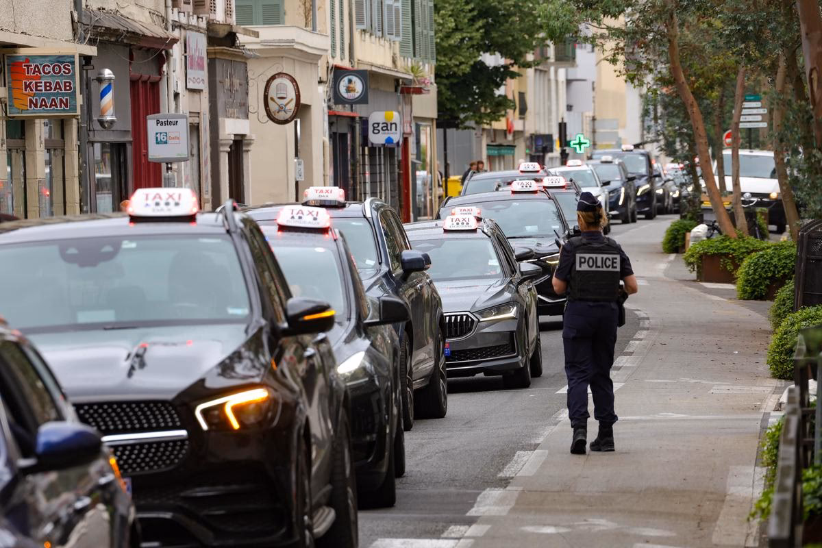 Quel est le meilleur taxi à Pau ?