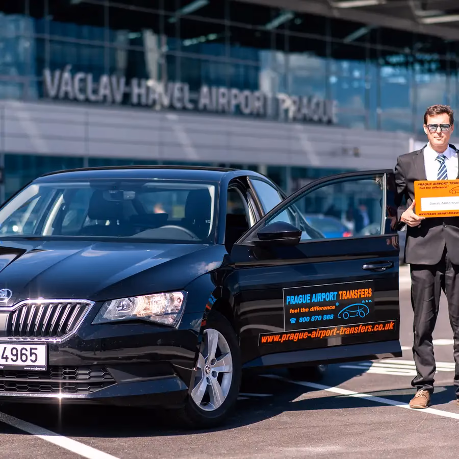 What happens if I take a private vehicle to Prague Airport?