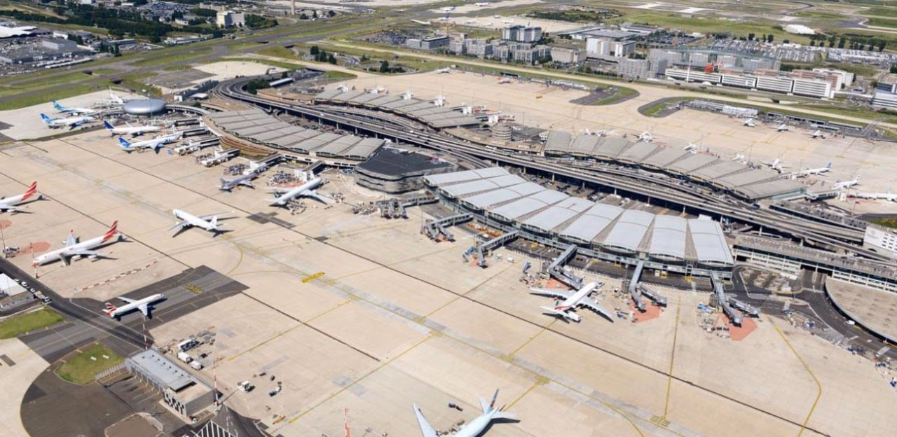 How to get from Paris Charles de Gaulle Airport (CDG) to Roissy-en-France?