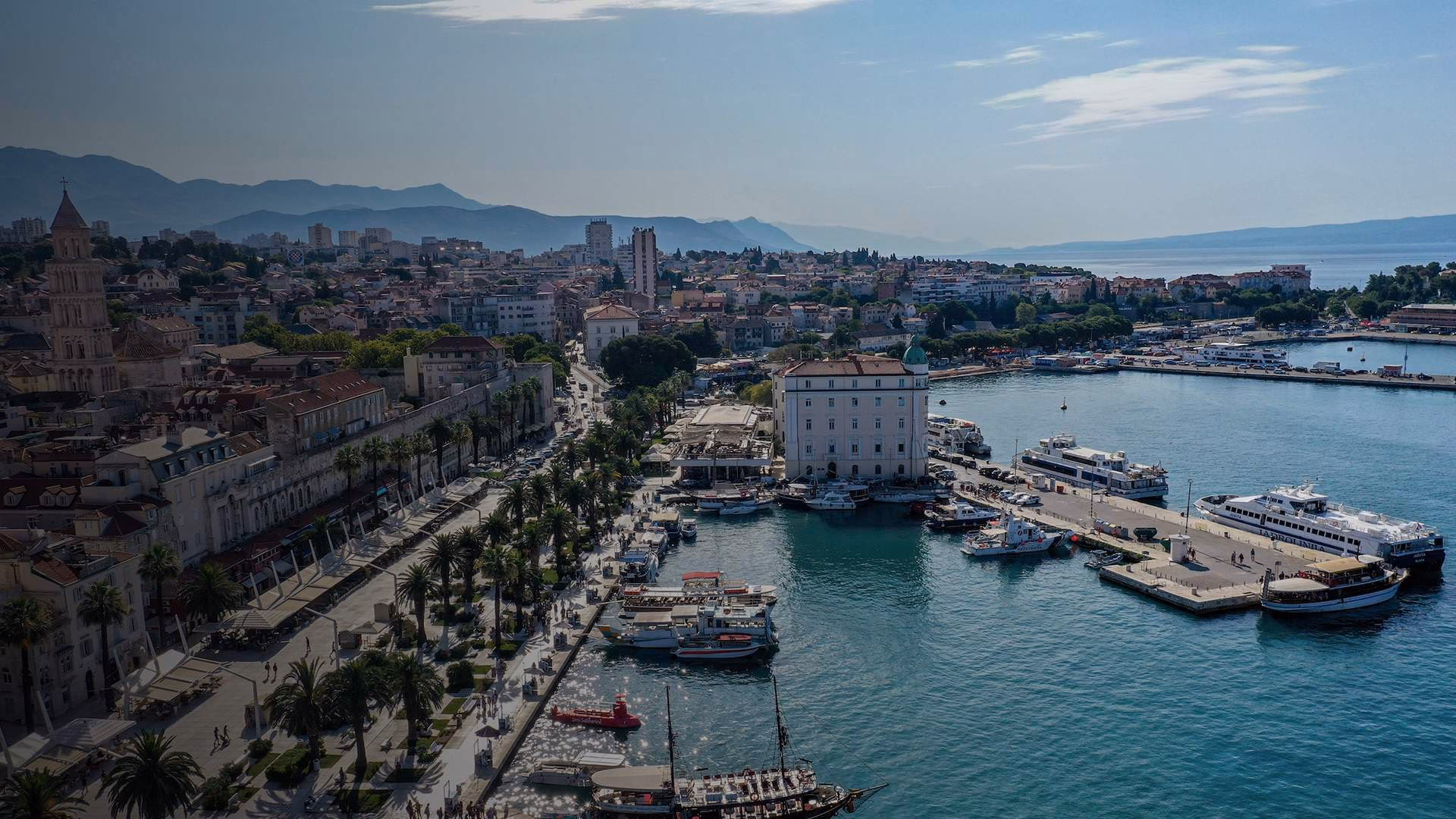 How to get to Sibenik from Croatia?